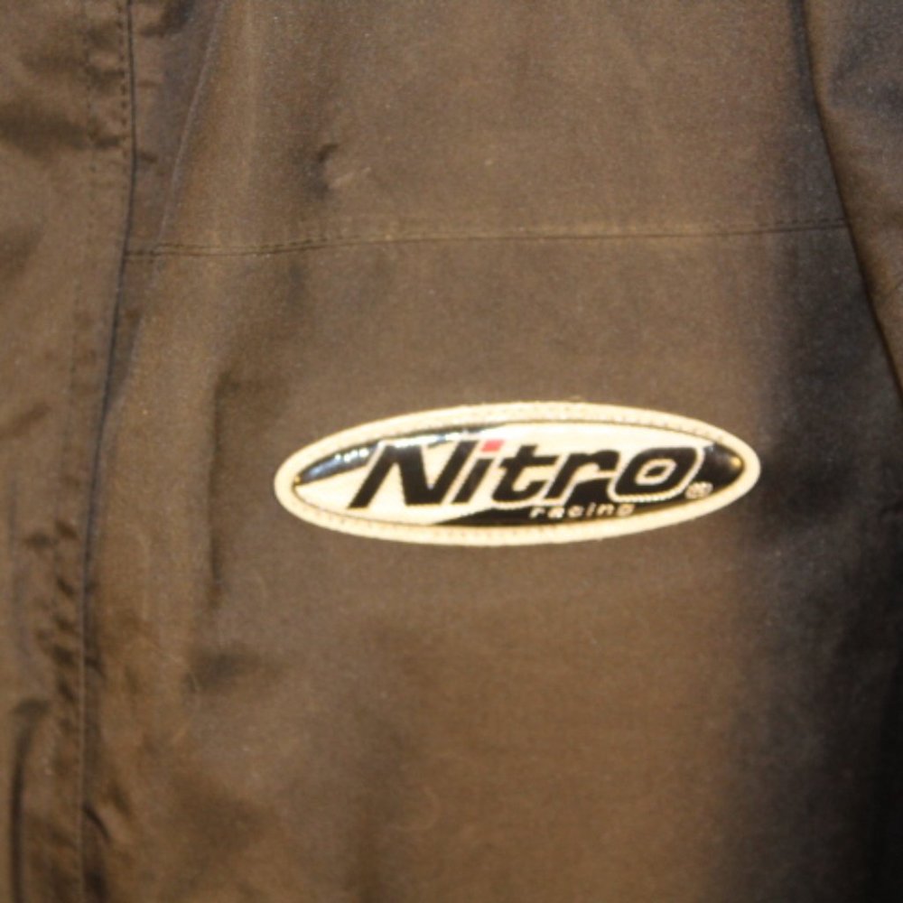 Nitro Racing Rain Suit - Picture 2 of 16